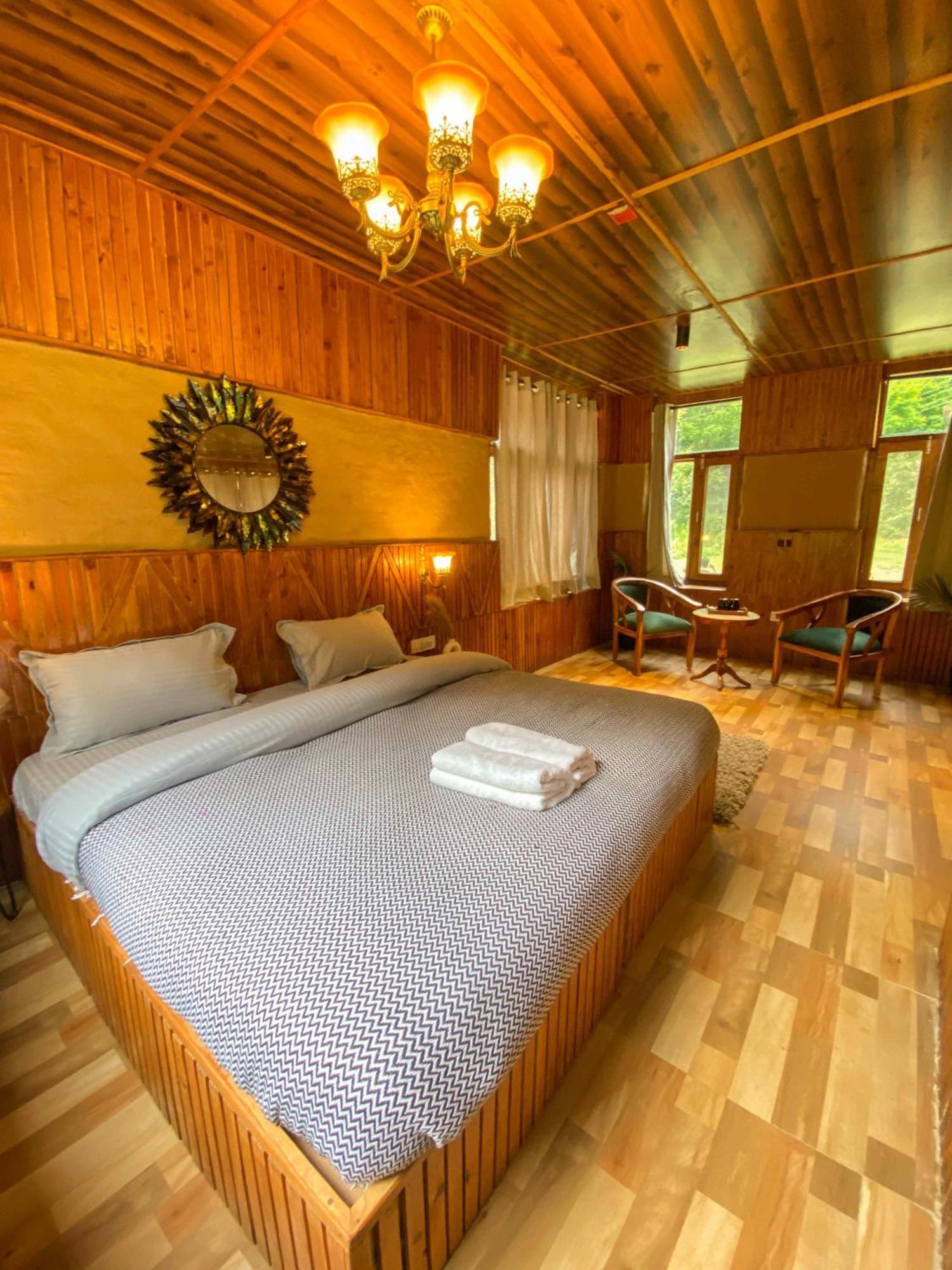 Whoopers Boutique Resort Jibhi Exterior foto